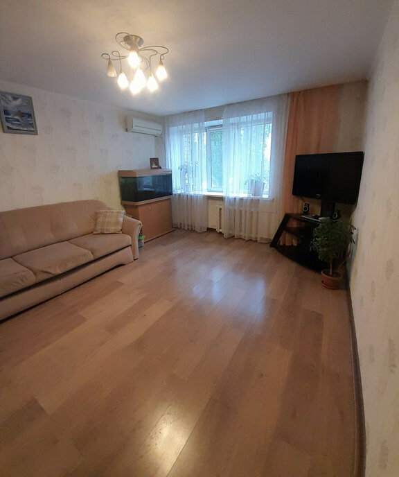 квартира г Саратов п Юбилейный р-н Волжский ул Саловская 5 фото 5