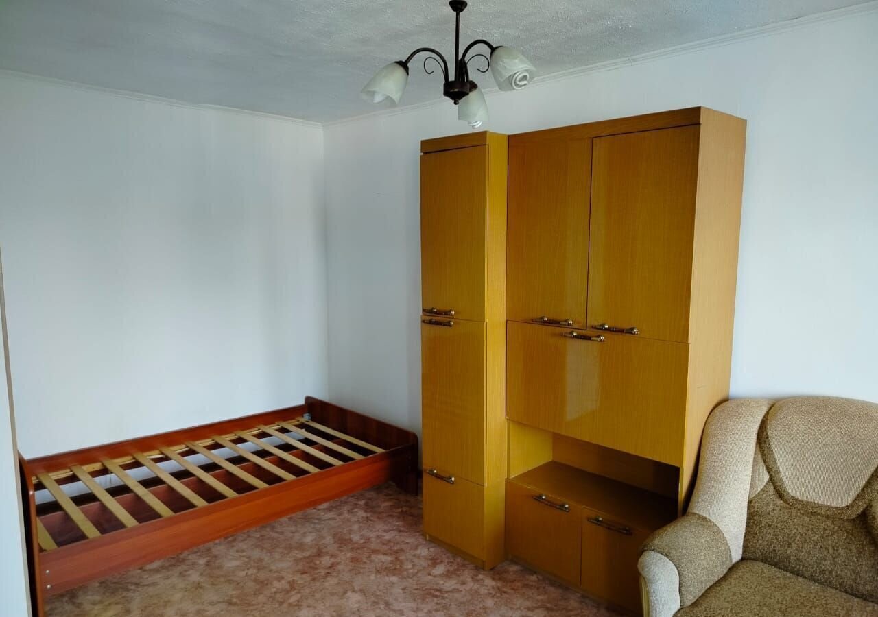 квартира р-н Ишимбайский г Ишимбай ул Революционная 12 фото 3