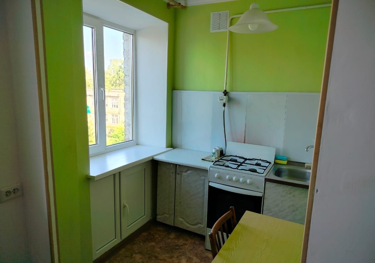 квартира р-н Ишимбайский г Ишимбай ул Революционная 12 фото 6