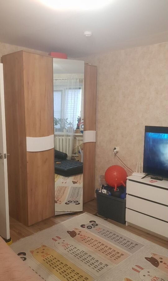 квартира г Новошахтинск ул Радио 66 фото 8