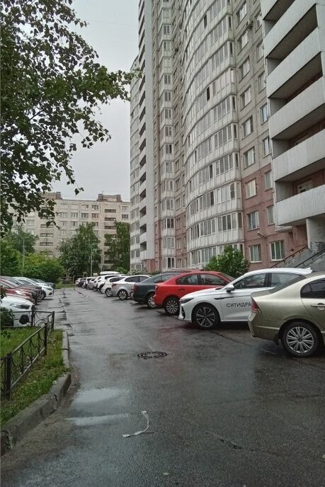 квартира г Санкт-Петербург метро Ломоносовская ул Тельмана 30к/1 округ № 54 фото 1