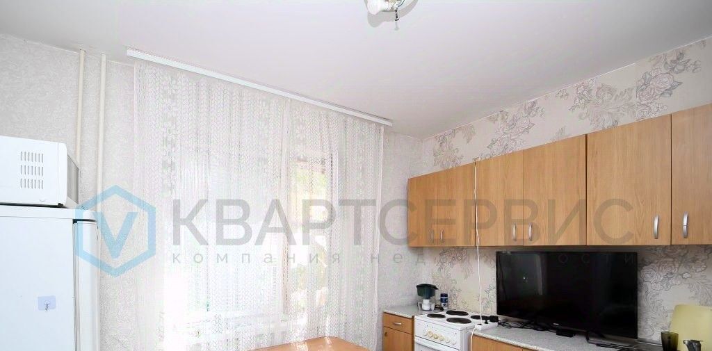 квартира г Омск р-н Кировский ул Дмитриева 1/7 фото 2