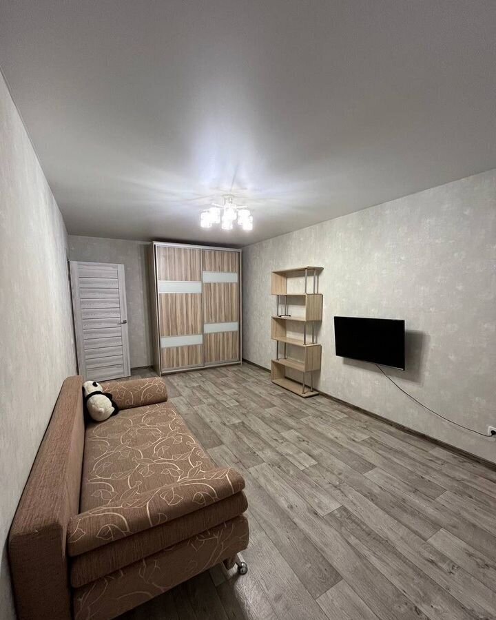 квартира г Тольятти р-н Автозаводский ул Фрунзе 37 фото 2