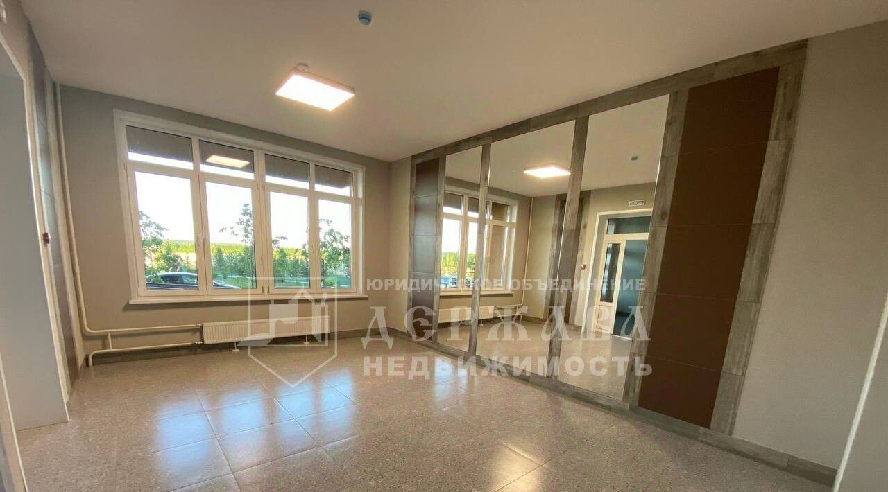 квартира г Кемерово р-н Ленинский пр-кт Ленинградский 44а фото 4