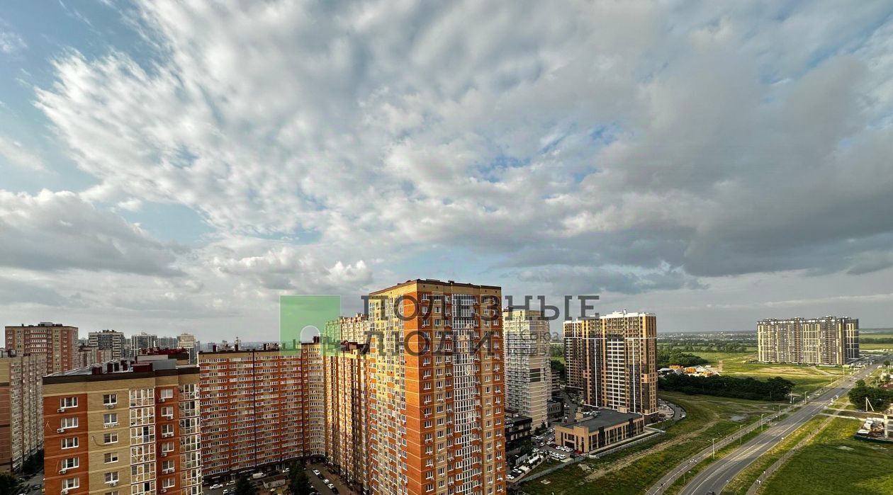 квартира г Краснодар р-н Прикубанский ул им. Героя Яцкова И.В. 15к/1 фото 32