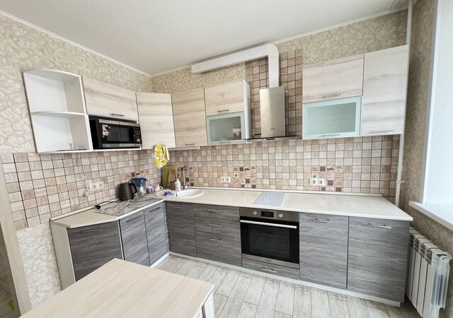 квартира р-н Ленинский б-р Строителей 63 Кемеровская обл. — Кузбасс фото