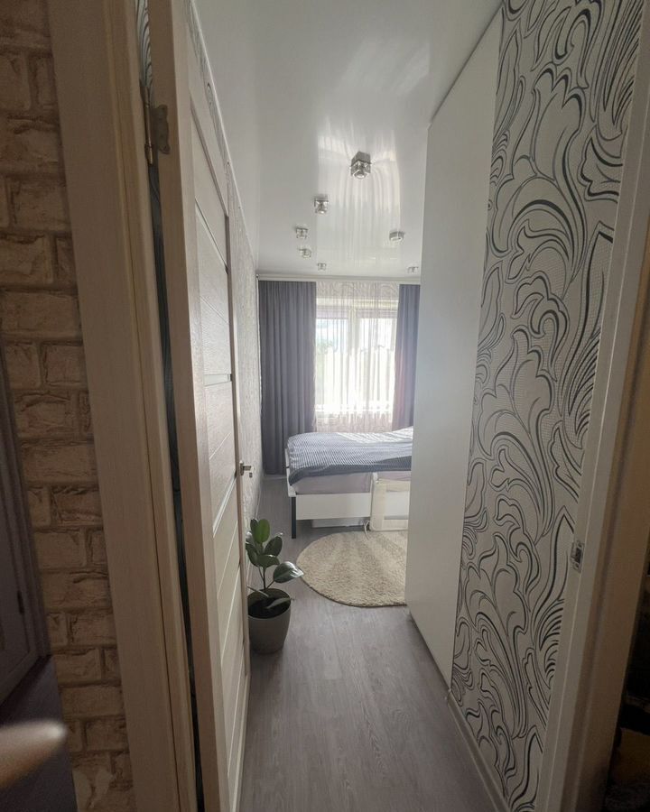 квартира г Новосибирск Золотая Нива ул Есенина 10 фото 5