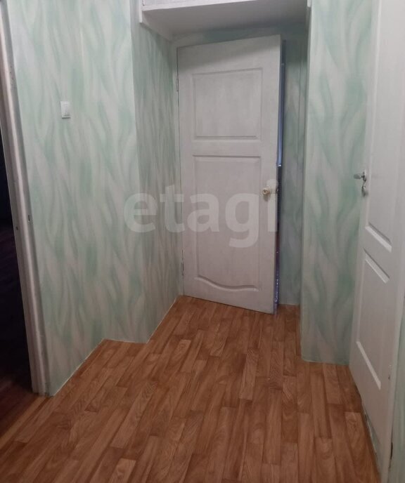 квартира г Саратов улица имени С. Ф. Тархова, 24 фото 8