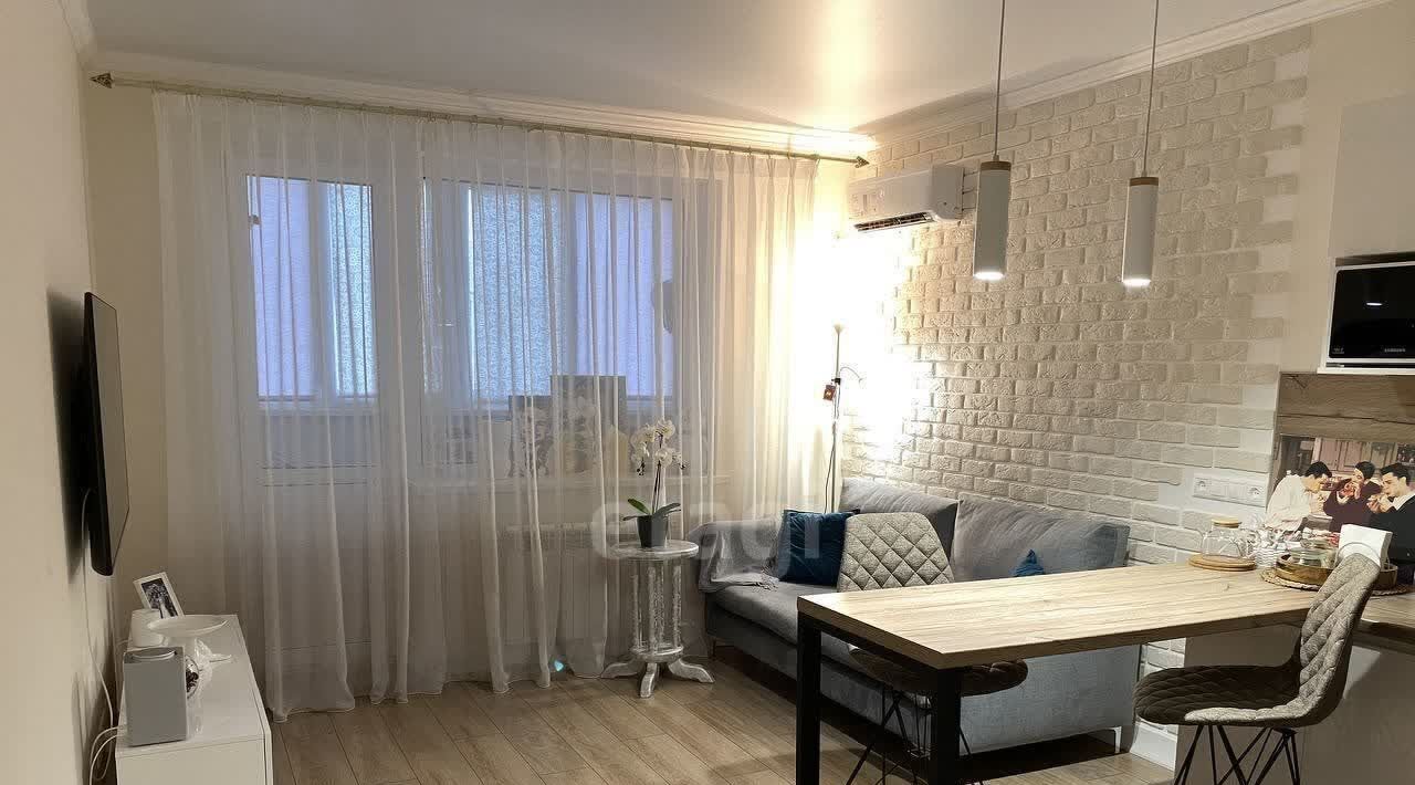 квартира г Тольятти р-н Автозаводский ул Спортивная 87 фото 4