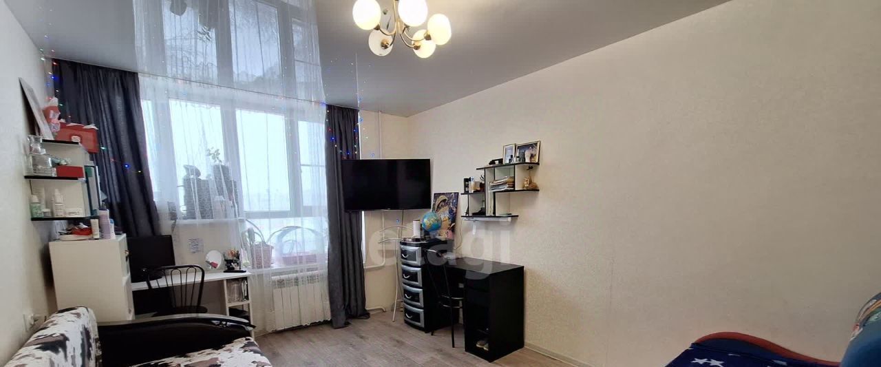 квартира г Тольятти р-н Автозаводский ул Революционная 11к/1 фото 7
