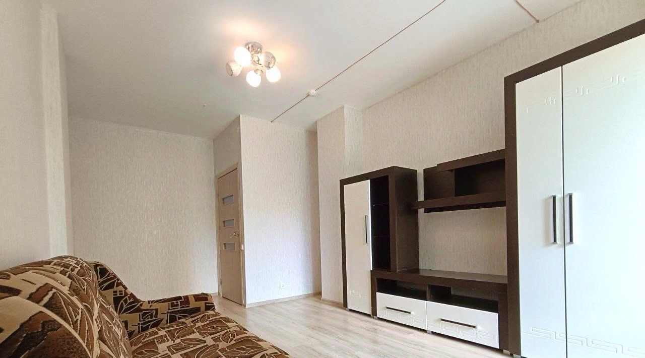 квартира г Пермь р-н Свердловский ул Революции 48а фото 4