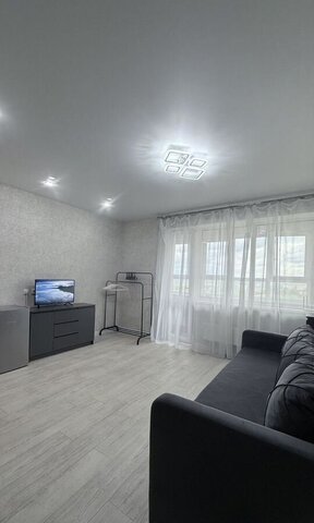 р-н Привокзальный мкр-н Петровский квартал, ул. Маршала Полубоярова, 5 фото