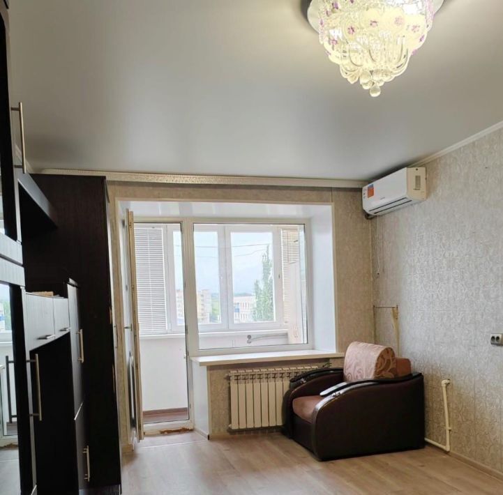 квартира г Октябрьский 25-й микрорайон 8 фото 2