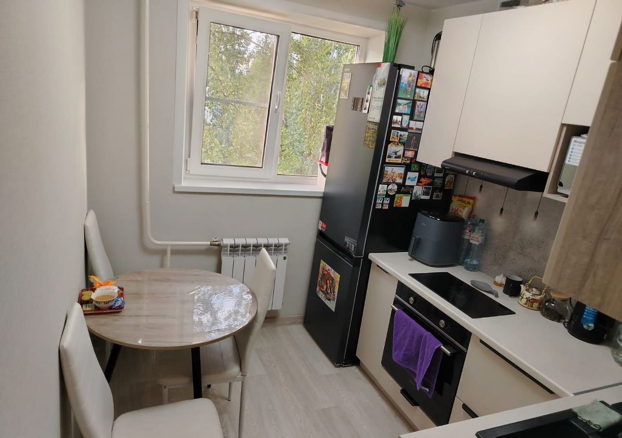 квартира г Тольятти р-н Автозаводский 10-й квартал б-р Луначарского 14 фото 11