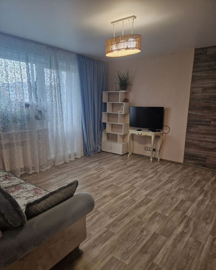 квартира г Кемерово р-н Ленинский пр-кт Комсомольский 49 фото 1