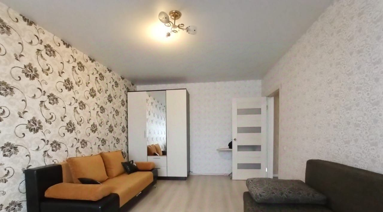 квартира г Саратов р-н Ленинский проезд 2-й им Блинова Ф.А. 3б фото 1