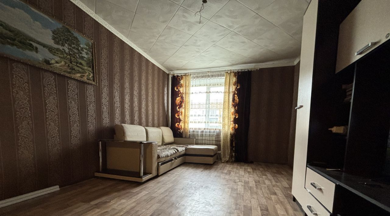 квартира г Саратов р-н Кировский ул им Зыбина П.М. 8 фото 4