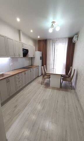 р-н Прикубанский ул Стахановская 1/5 фото
