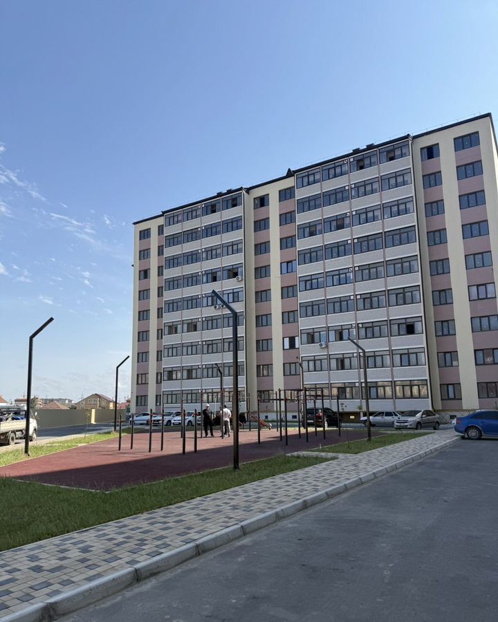 квартира г Каспийск ул Магомедали Магомеджанова 5к/1 фото 1