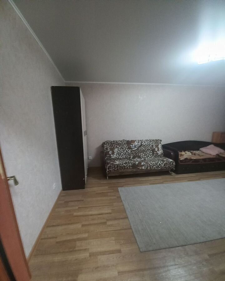 квартира г Саратов р-н Кировский Солнечный 2 ул им Батавина П.Ф. 13 фото 3