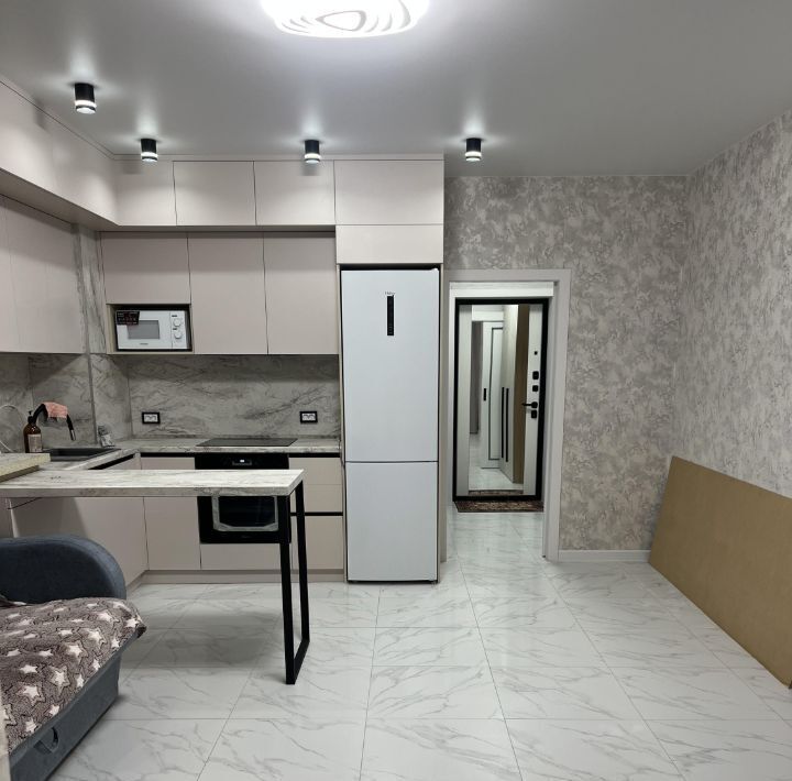 квартира г Сургут тракт Югорский 43 27А фото 3