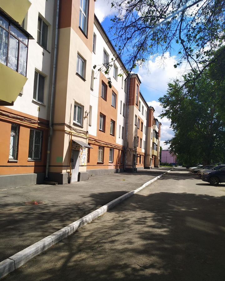 комната г Челябинск р-н Тракторозаводский ул 40-летия Октября 18 фото 12