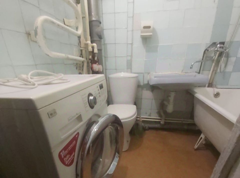 квартира г Омск р-н Октябрьский ул 75 Гвардейской бригады 20 фото 6