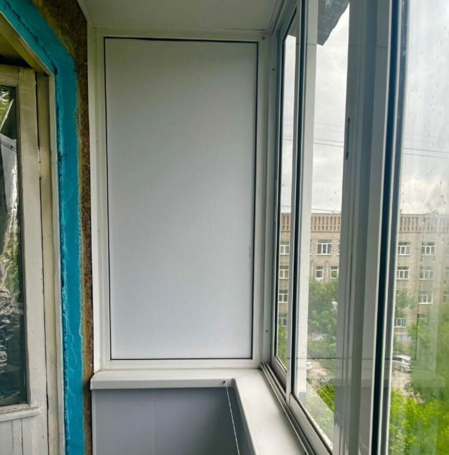 квартира г Омск р-н Центральный ул 27-я Северная 61 фото 11