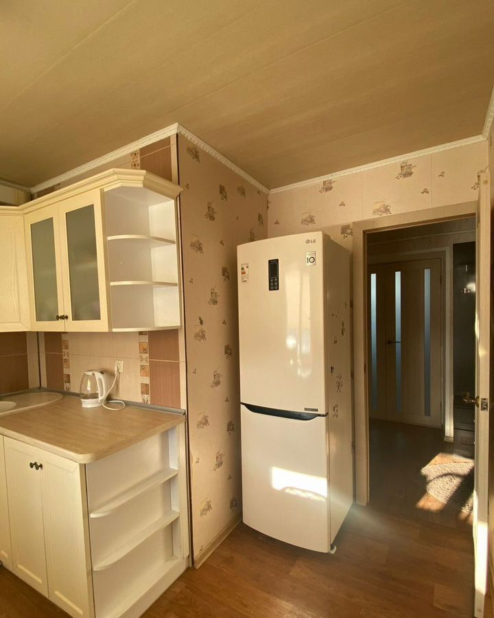 квартира г Каменск-Шахтинский Больничная ул., 21А фото 2