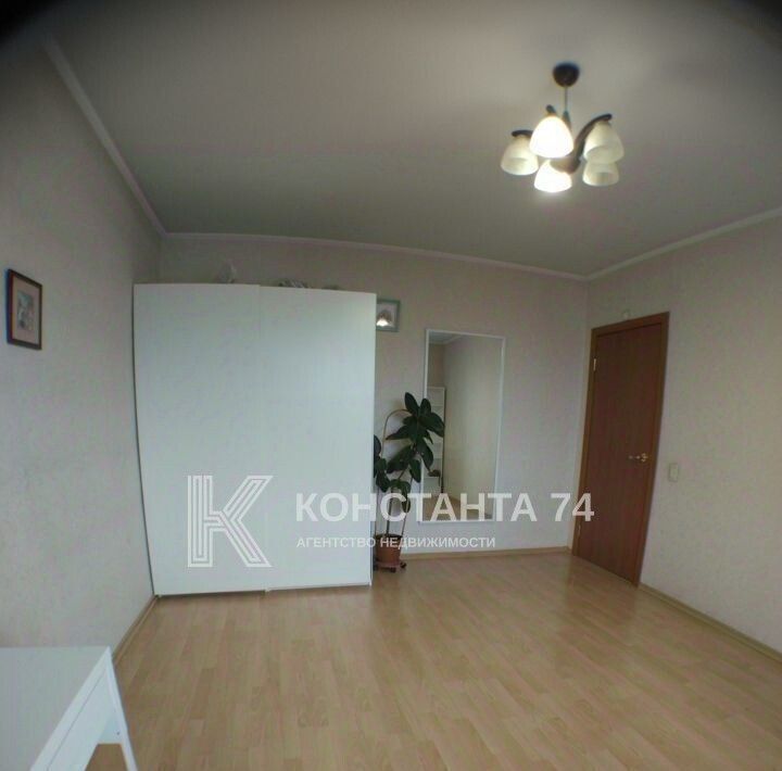 квартира г Челябинск р-н Калининский ул Российская 8б фото 9