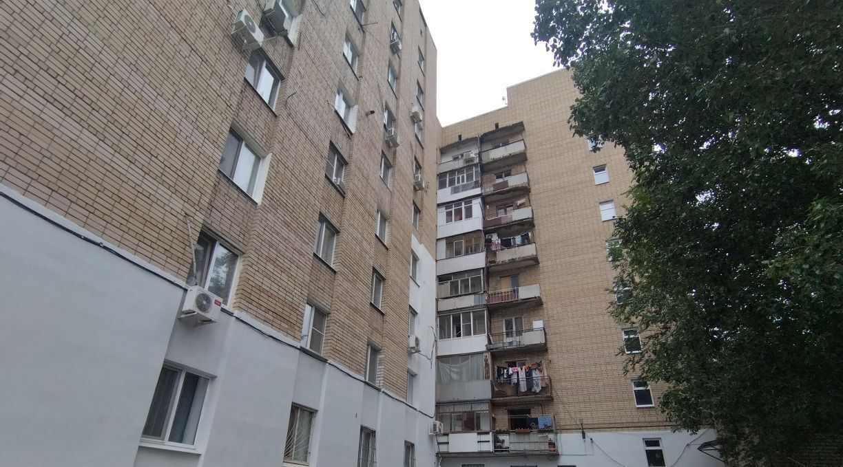 комната г Саратов р-н Фрунзенский ул Аткарская 13/17а фото 3