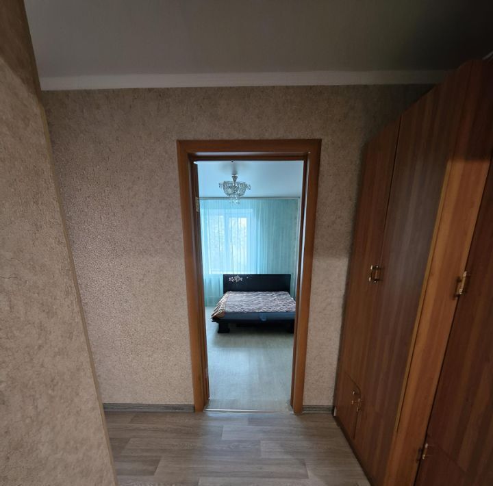 квартира г Омск р-н Центральный ул 33-я Северная 48 фото 4