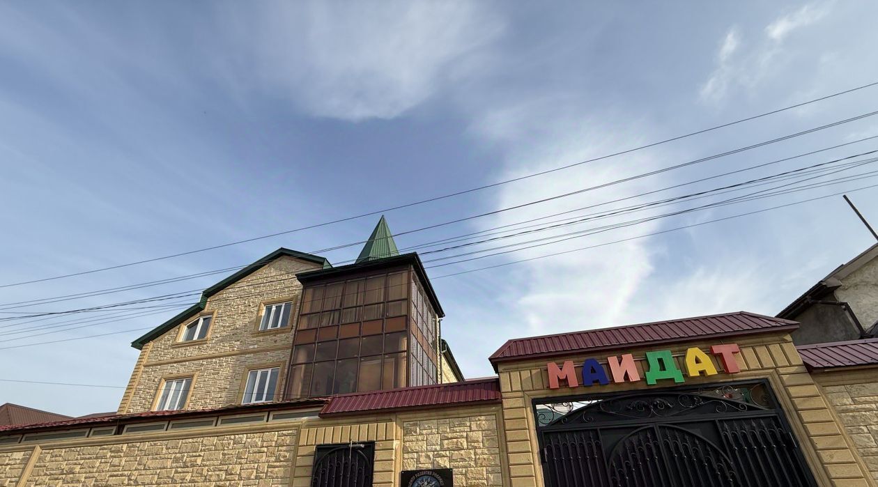дом г Махачкала пгт Семендер проезд Интернационалистов 1-й 4 фото 1