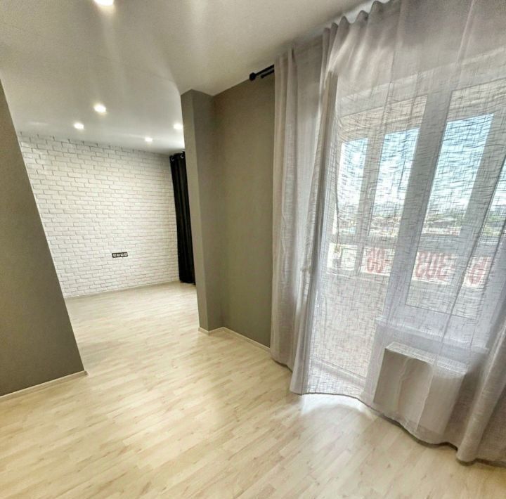 квартира г Краснодар р-н Прикубанский ул Питерская 40к/2 фото 3