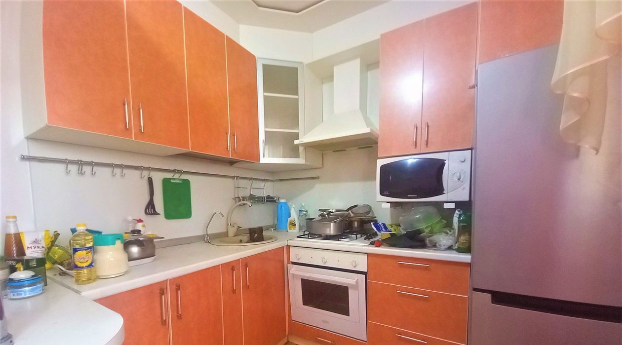 квартира р-н Ейский г Ейск ул Красная 57/2 фото 1