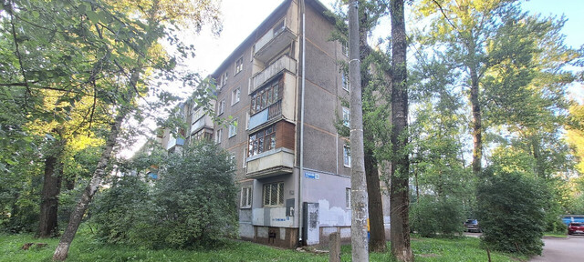 ул Труфанова 18 5-й Дзержинский район м-н фото