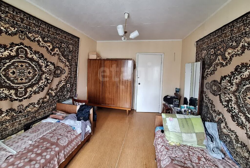 квартира г Тольятти р-н Автозаводский 10 квартал ул Свердлова 24 фото 4
