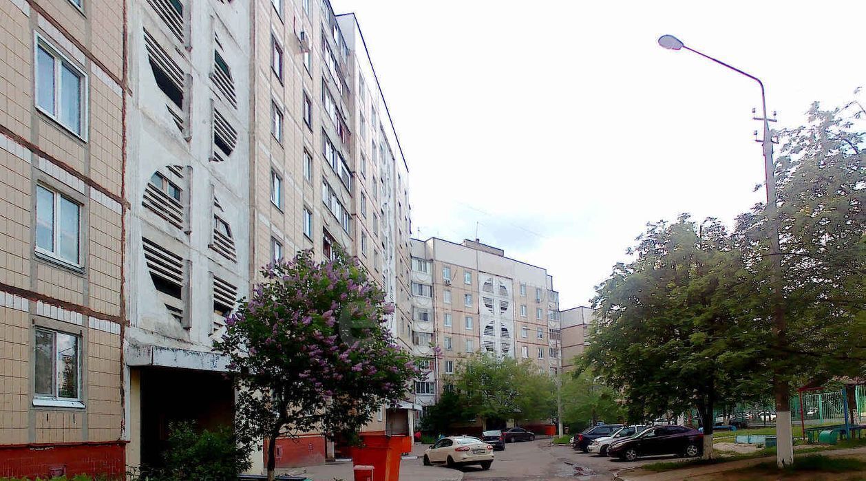 квартира г Белгород 10-й микрорайон Западный ул 60 лет Октября 8 фото 3