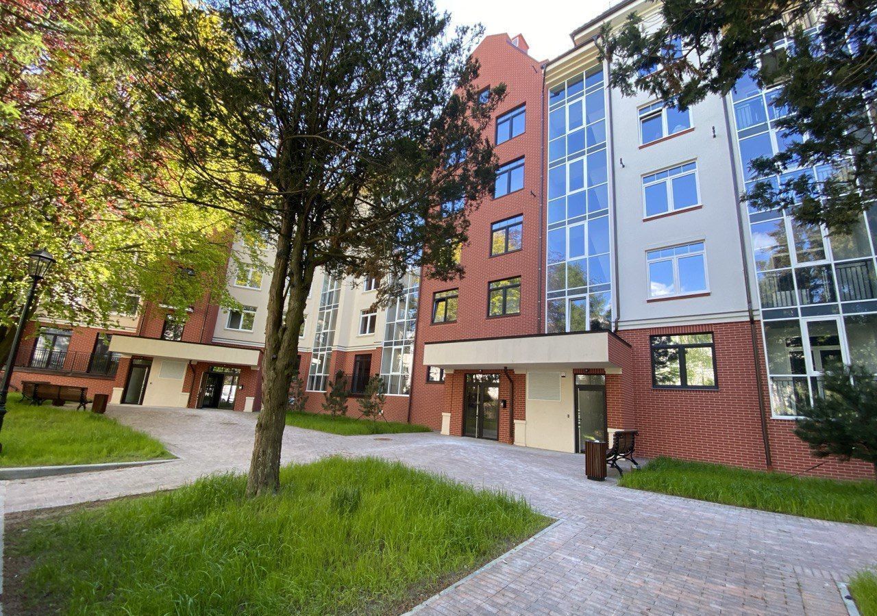 квартира р-н Светлогорский г Светлогорск пр-кт Калининградский 70е фото 1