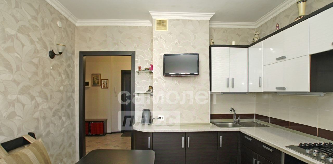 квартира г Омск р-н Центральный ул Завертяева 13 фото 3