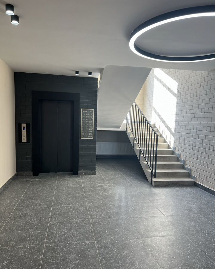 квартира г Тольятти р-н Автозаводский б-р Итальянский 6 фото 5