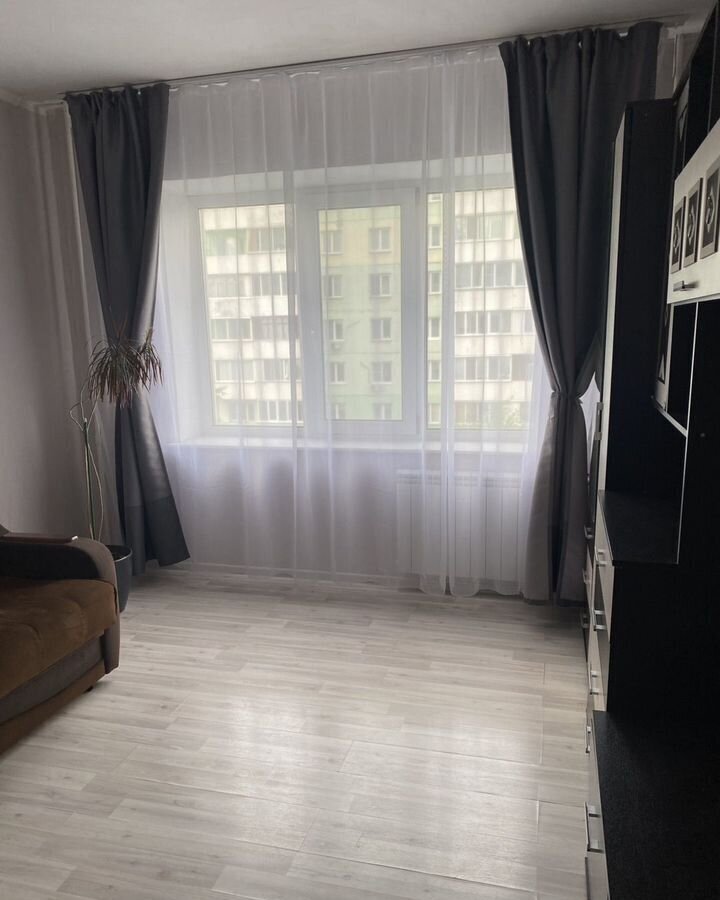 квартира г Омск р-н Центральный ул Завертяева 21 фото 7