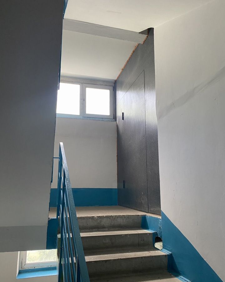 квартира г Омск р-н Центральный ул Завертяева 21 фото 16