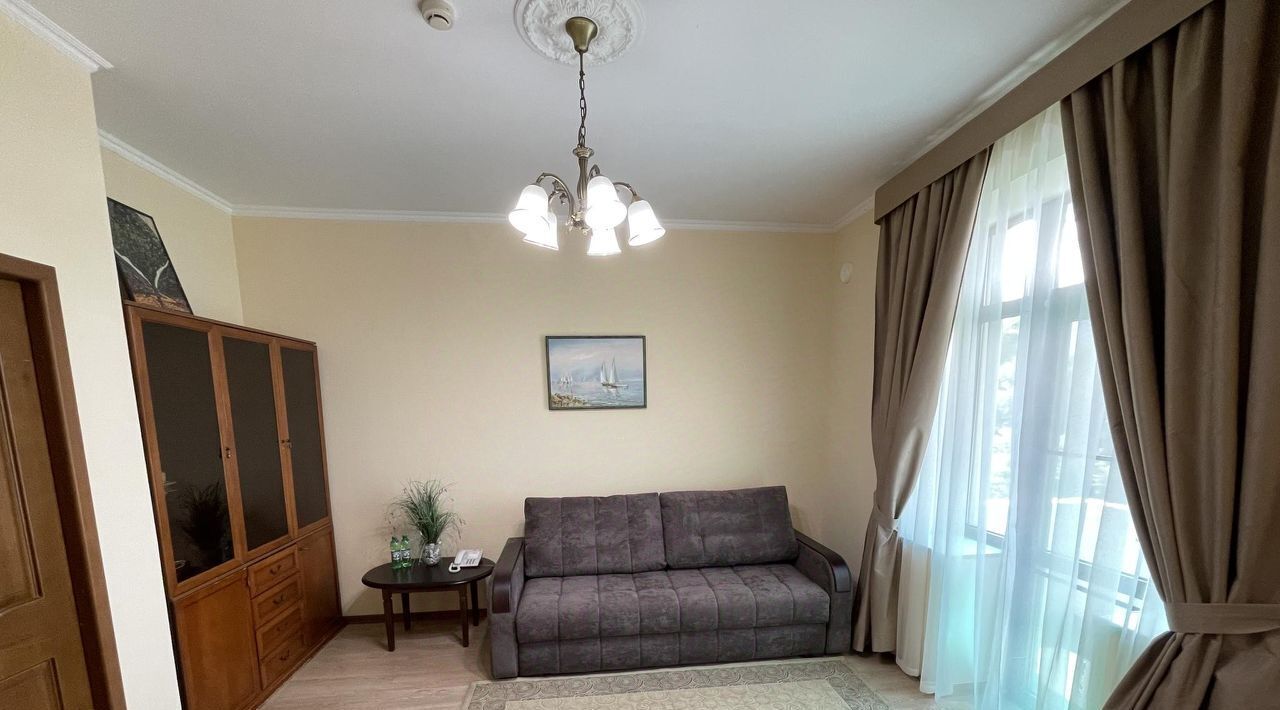 комната г Сочи р-н Хостинский пр-кт Курортный 120/2а фото 2