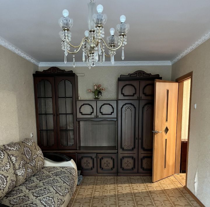 квартира г Тольятти р-н Автозаводский 14 квартал ул Автостроителей 47 фото 15