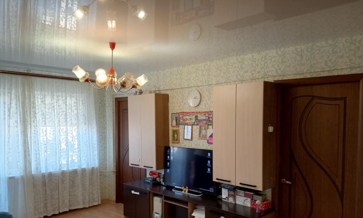 квартира г Волгоград р-н Тракторозаводский ул Льговская 6 фото 2
