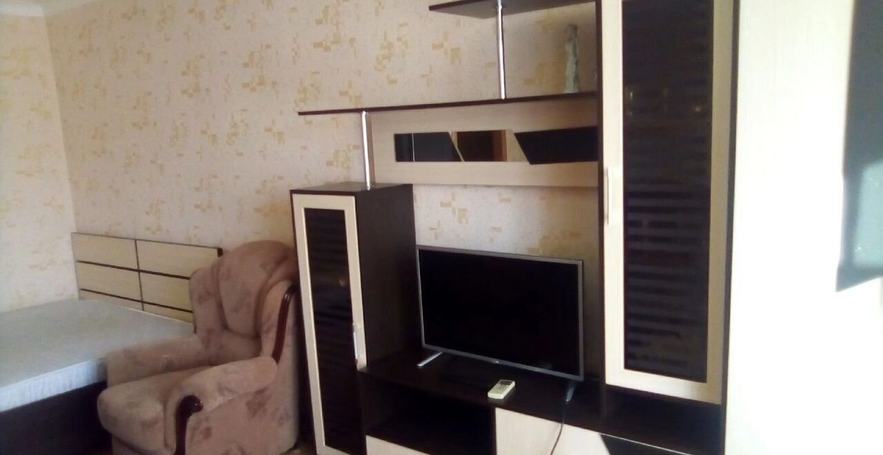 квартира г Уфа р-н Советский ул 50-летия Октября 6/8 фото 1