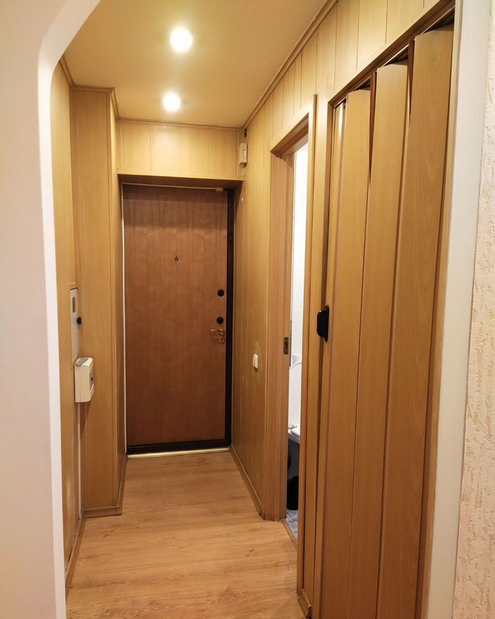 квартира г Новокузнецк р-н Центральный ул Кирова 37а фото 1