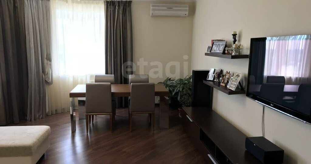 квартира г Энгельс наб им генерал-лейтенанта Рудченко М.М. 13 фото 11