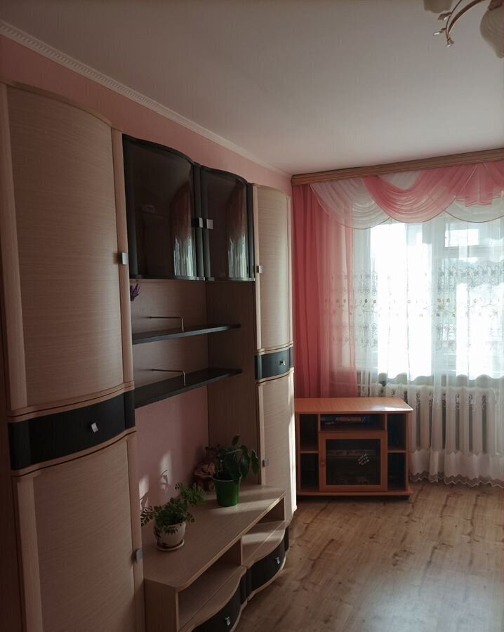 квартира р-н Людиновский г Людиново ул Урицкого 22 фото 2